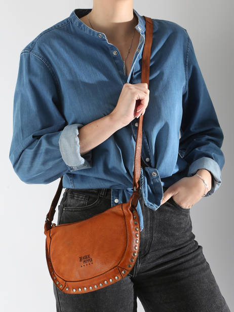 Cross Body Tas Barcelone Leder Basilic pepper Bruin barcelone BBAC05 ander zicht 1