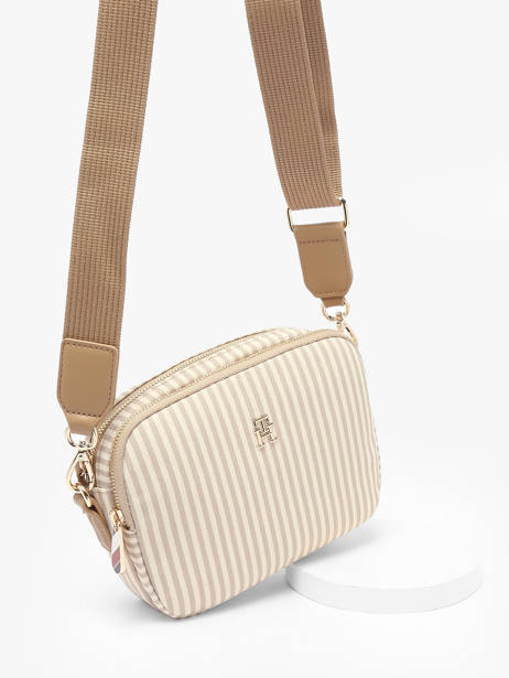 Cross Body Tas Poppy Summer Gerecycleerd Polyester Tommy hilfiger Beige poppy summer AW17231 ander zicht 2